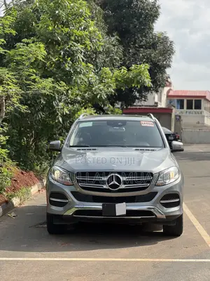 Mercedes-Benz GLE-Class 2016 Gray