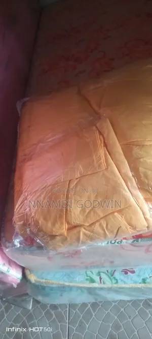 Queen Size Duvet Set With Massive Bed Sheets