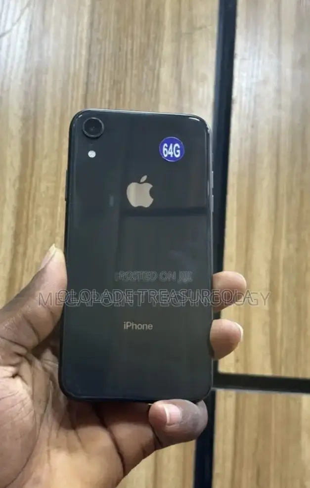 Apple iPhone XR 64 GB Black