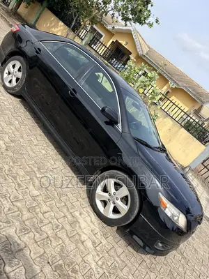Toyota Camry SE 4dr Sedan (2.5L 4cyl 6A) 2011 Black