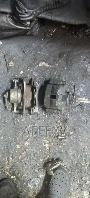 Front Caliper Sienna 2004/2010