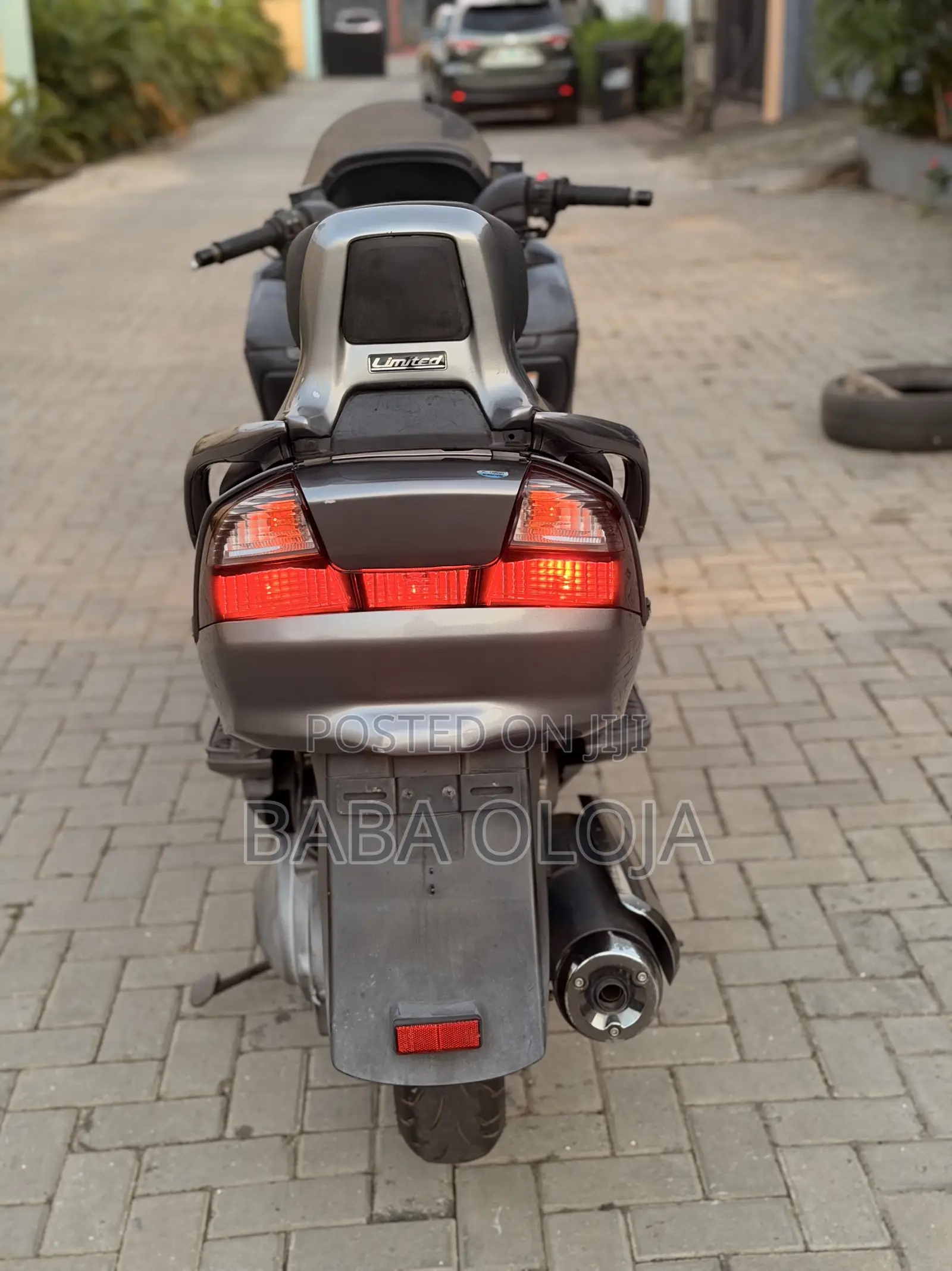 Suzuki Burgman 2015 Gray