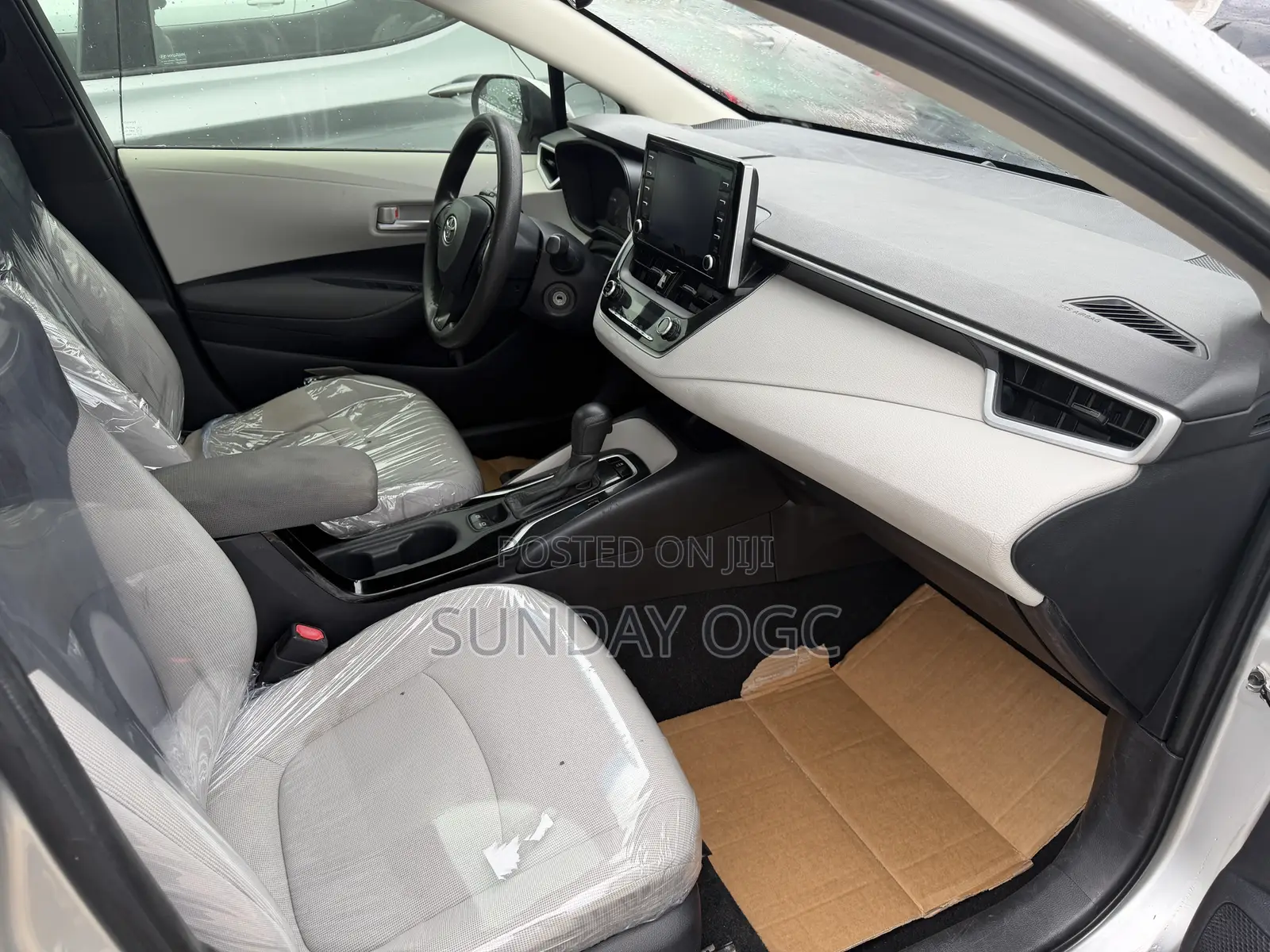 Toyota Corolla L 2020 Silver