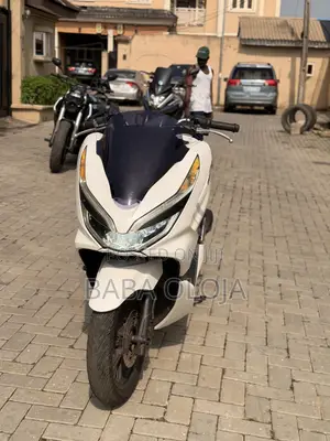 Honda 2020 White