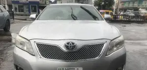 Toyota Camry 2010 Silver