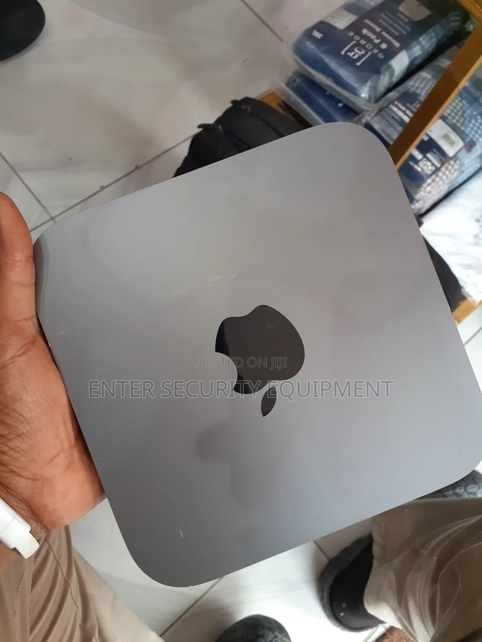 Desktop Computer Apple Mac Mini 8GB Intel Core i5 SSD 500GB