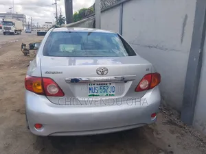 Toyota Corolla 2010 Silver