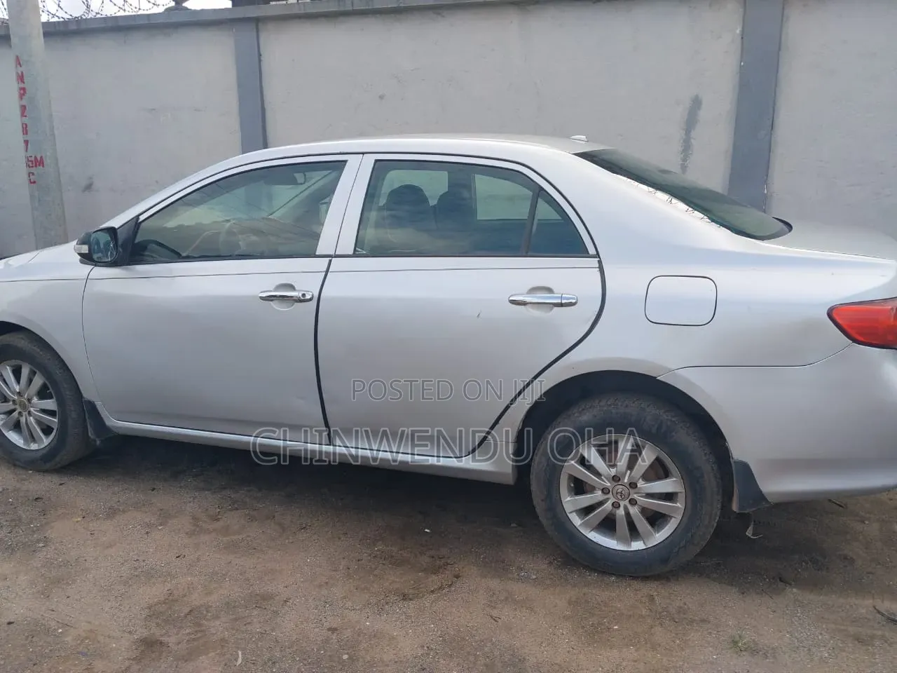 Toyota Corolla 2010 Silver
