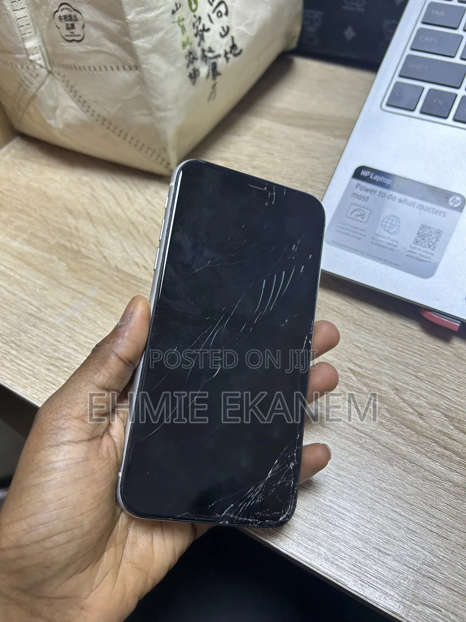 Apple iPhone XR 128 GB White