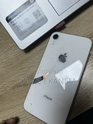 Apple iPhone XR 128 GB White