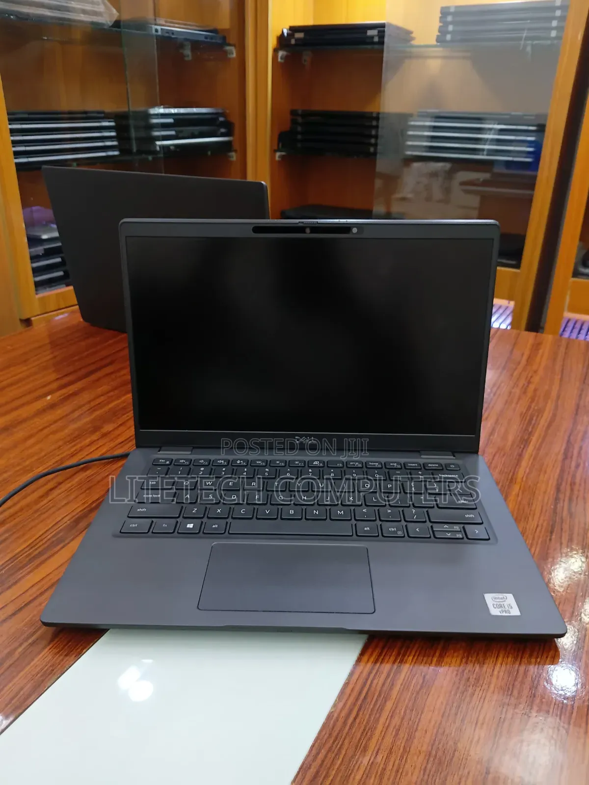 Laptop Dell Latitude 7310 16GB Intel Core i5 SSHD (Hybrid) 256GB