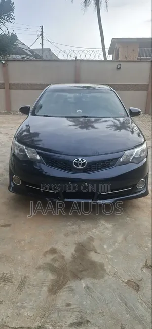 Toyota Camry 2014 Blue
