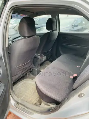 Toyota Yaris 2009 Silver