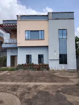 4bdrm Duplex in Akure for rent