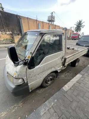 Mazda Bongo 2010 White