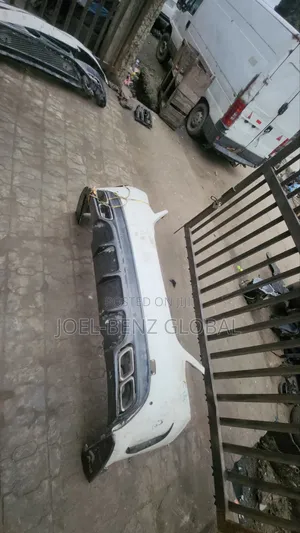 C300 2018 AMG/ Back Bumper