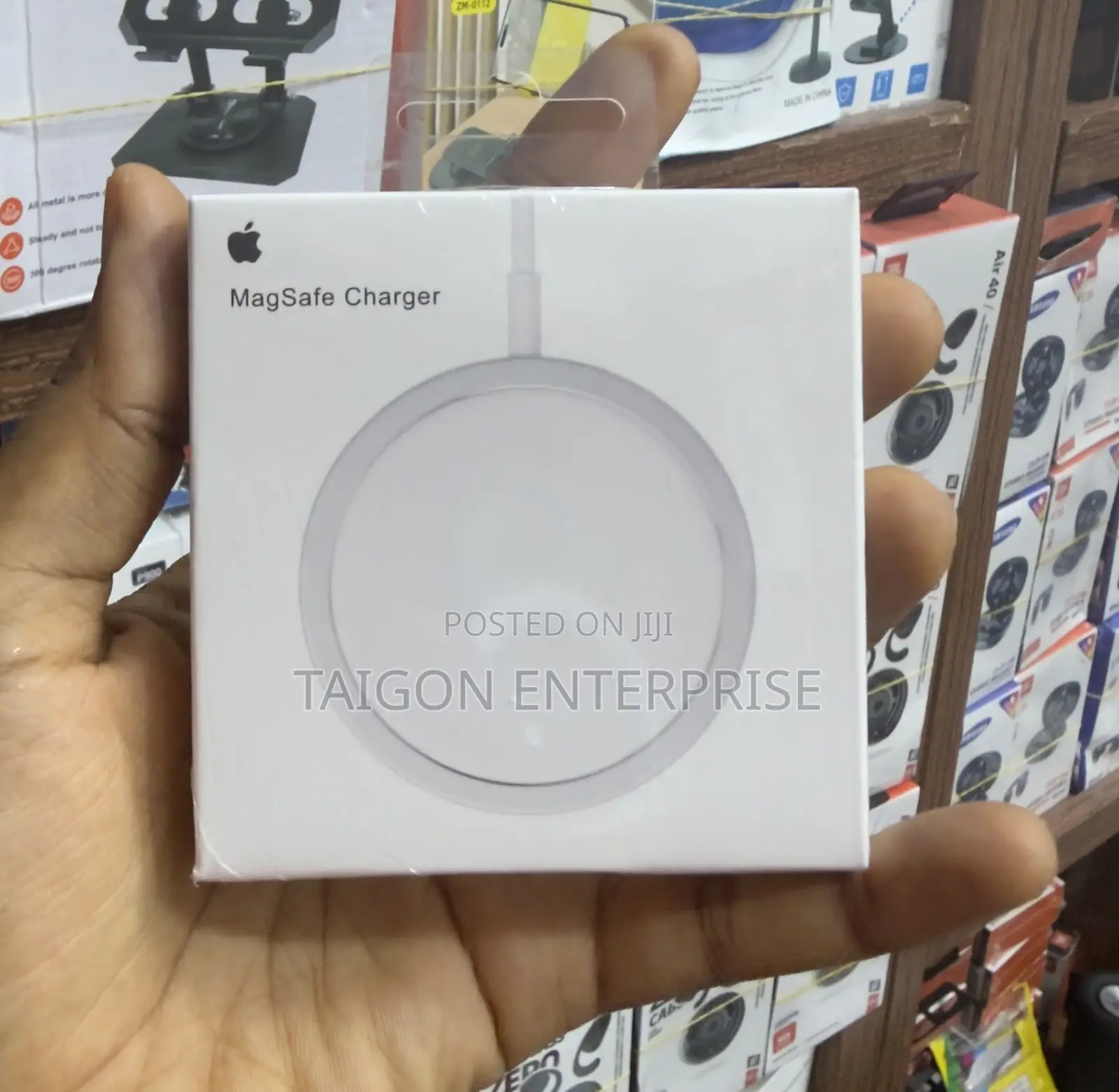 MagSafe Wireless iPhone Fast Charger