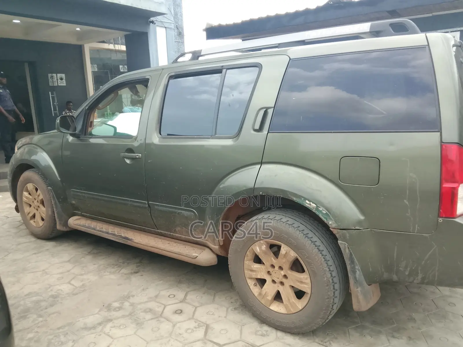Nissan Pathfinder 2006 Green