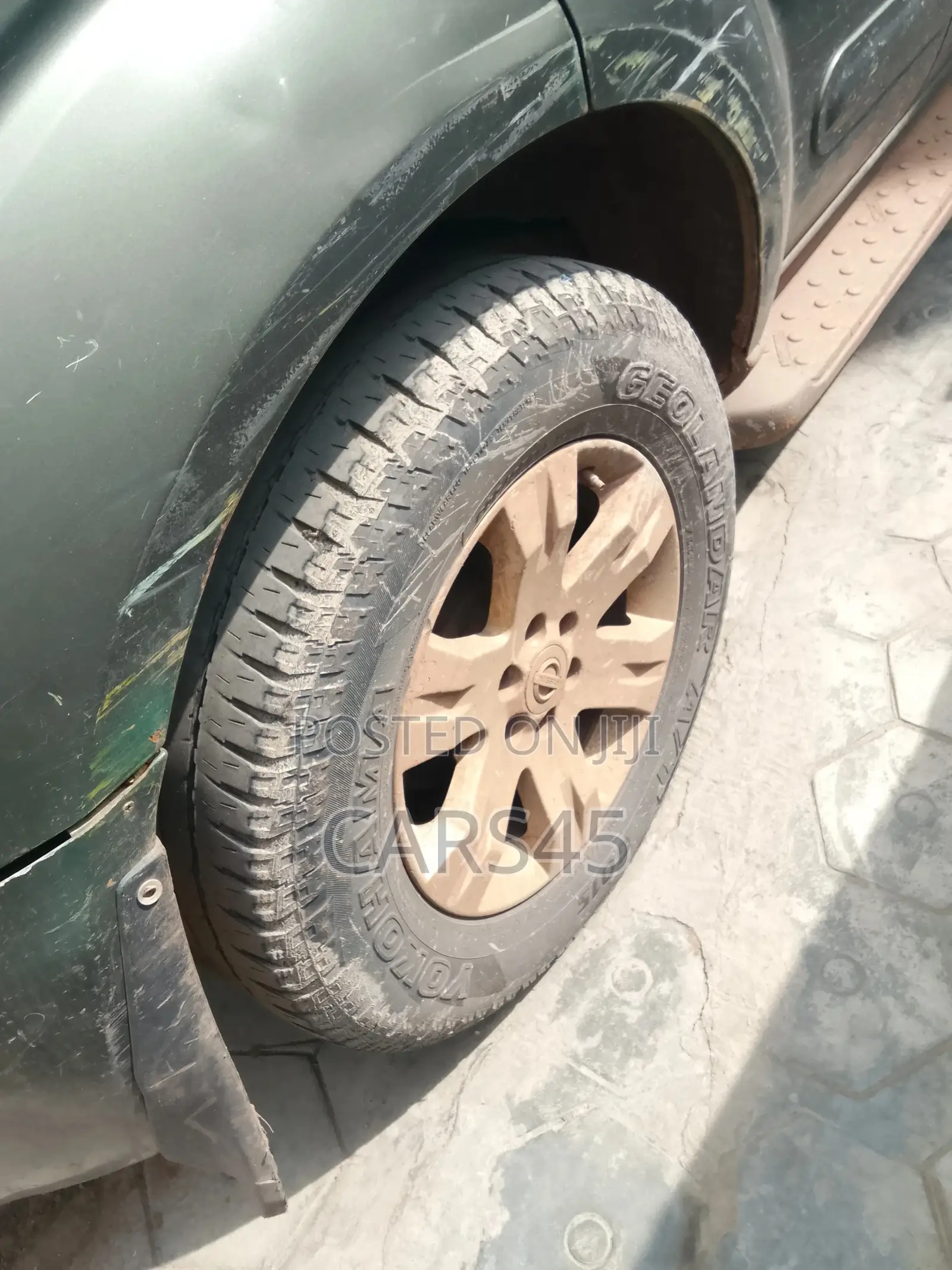 Nissan Pathfinder 2006 Green