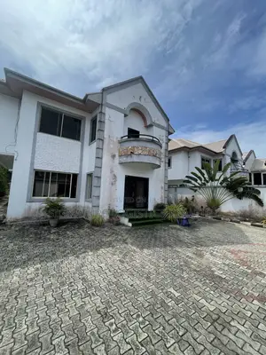 5bdrm Duplex in VGC / Ajah for sale