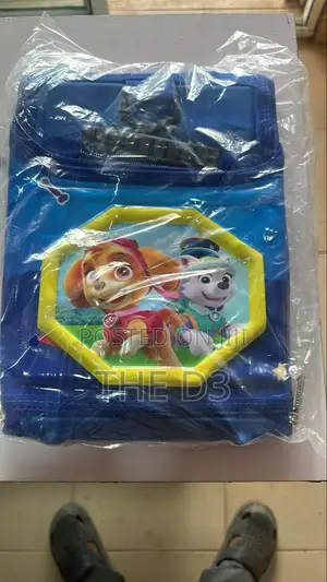 Lunch Box Quality and Durable Back and Side
