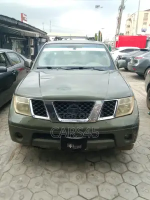 Nissan Pathfinder 2006 Green
