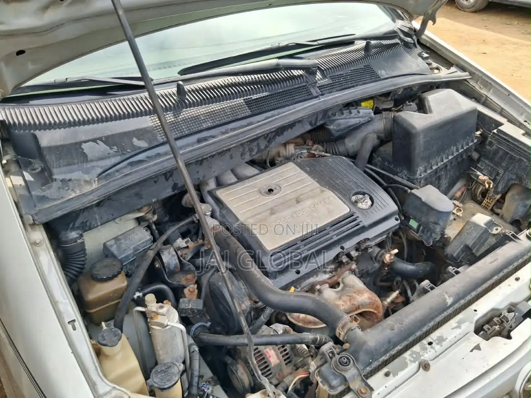 Toyota Sienna 2003 Silver