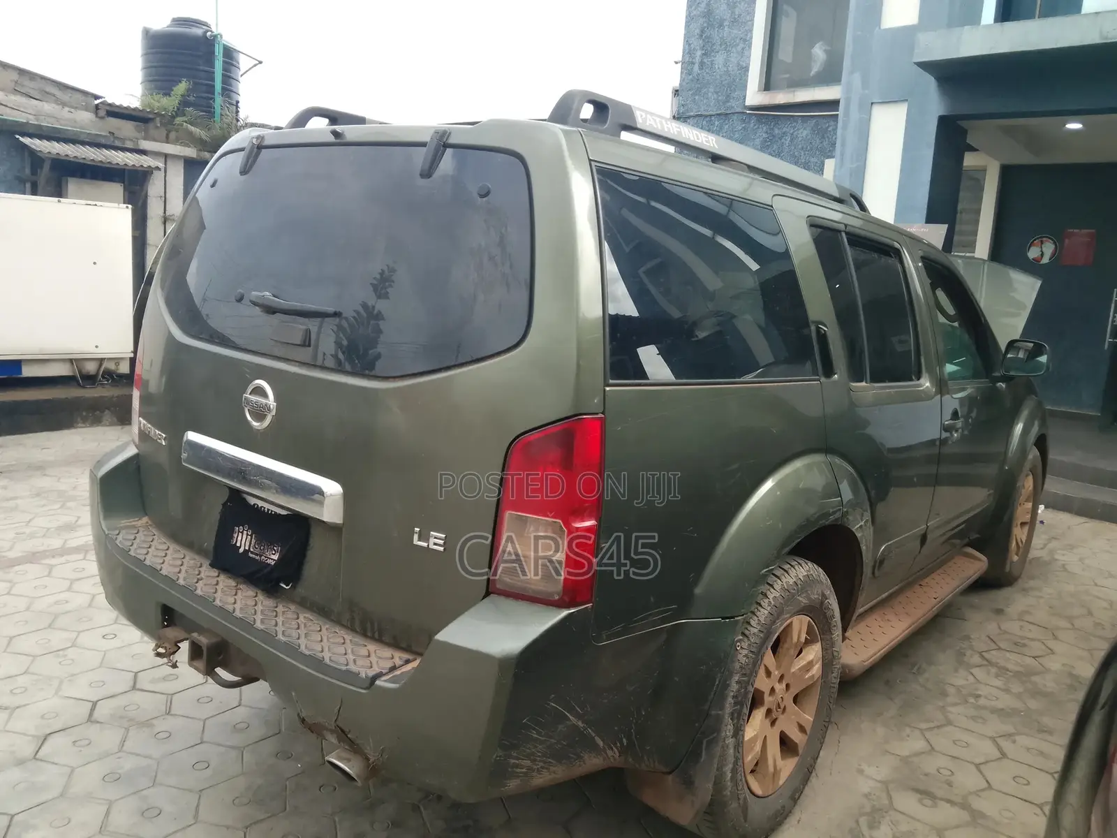 Nissan Pathfinder 2006 Green
