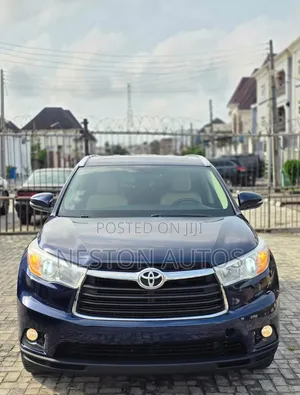 Toyota Highlander XLE 4dr SUV AWD (3.5L 6cyl 6A) 2015 Blue