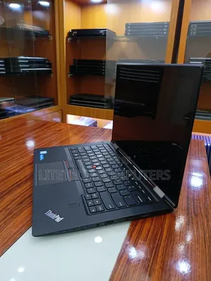Laptop Lenovo ThinkPad X1 Yoga 16GB Intel Core i5 SSD 256GB