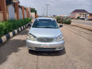Toyota Corolla Sedan Automatic 2004 Silver