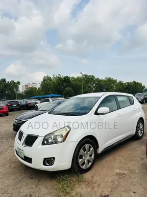Pontiac Vibe 2008 White