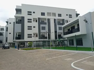 4bdrm Maisonette in Alaka/Iponri for sale