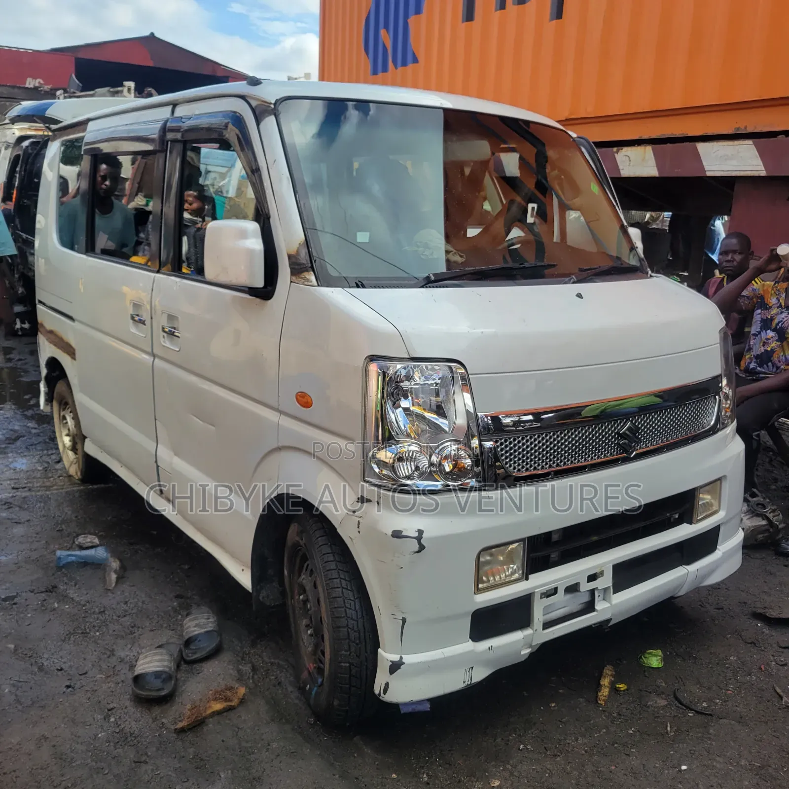 Suzuki APV Minibus 2012 White