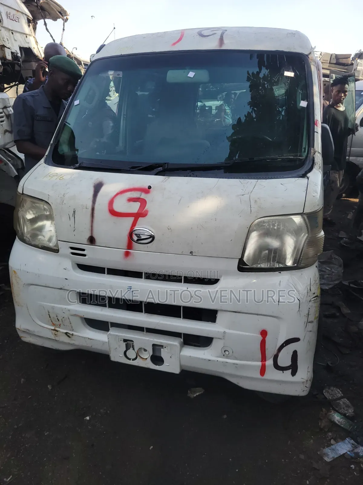 Suzuki APV Minibus 2012 White