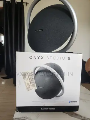 HK Onyx Studio 8