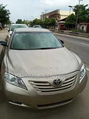Toyota Camry 2008 Gold