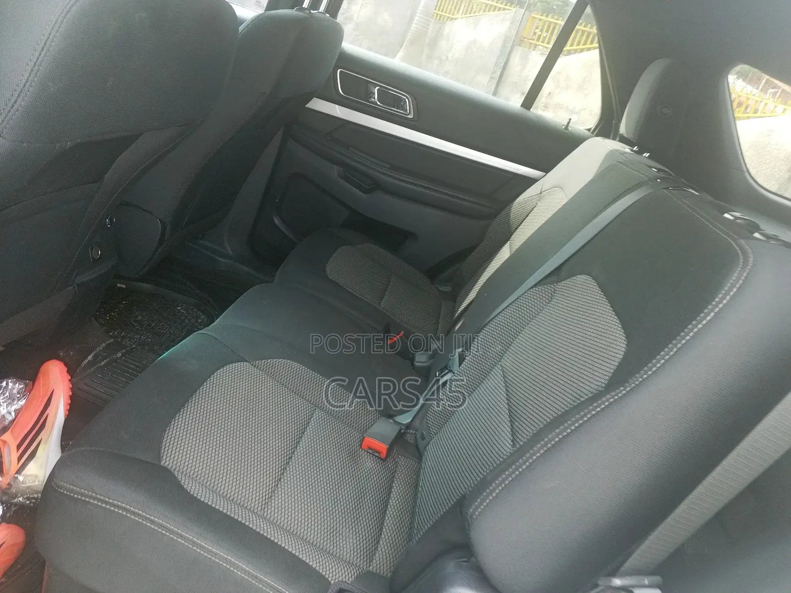 Ford Explorer 2016 Silver