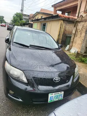 Toyota Corolla 2009 Black