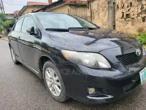 Toyota Corolla 2009 Black