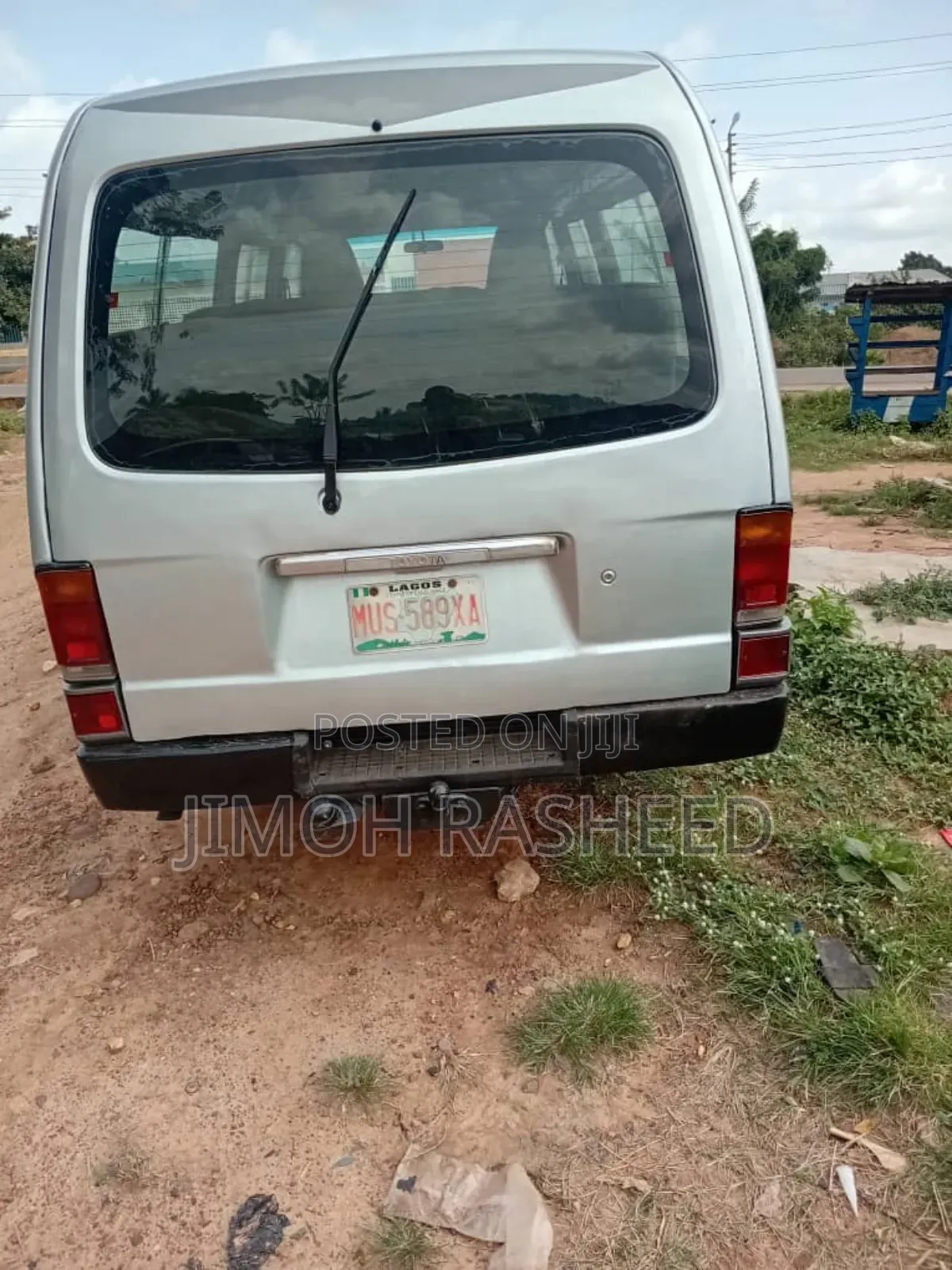 Mazda E2000 2000