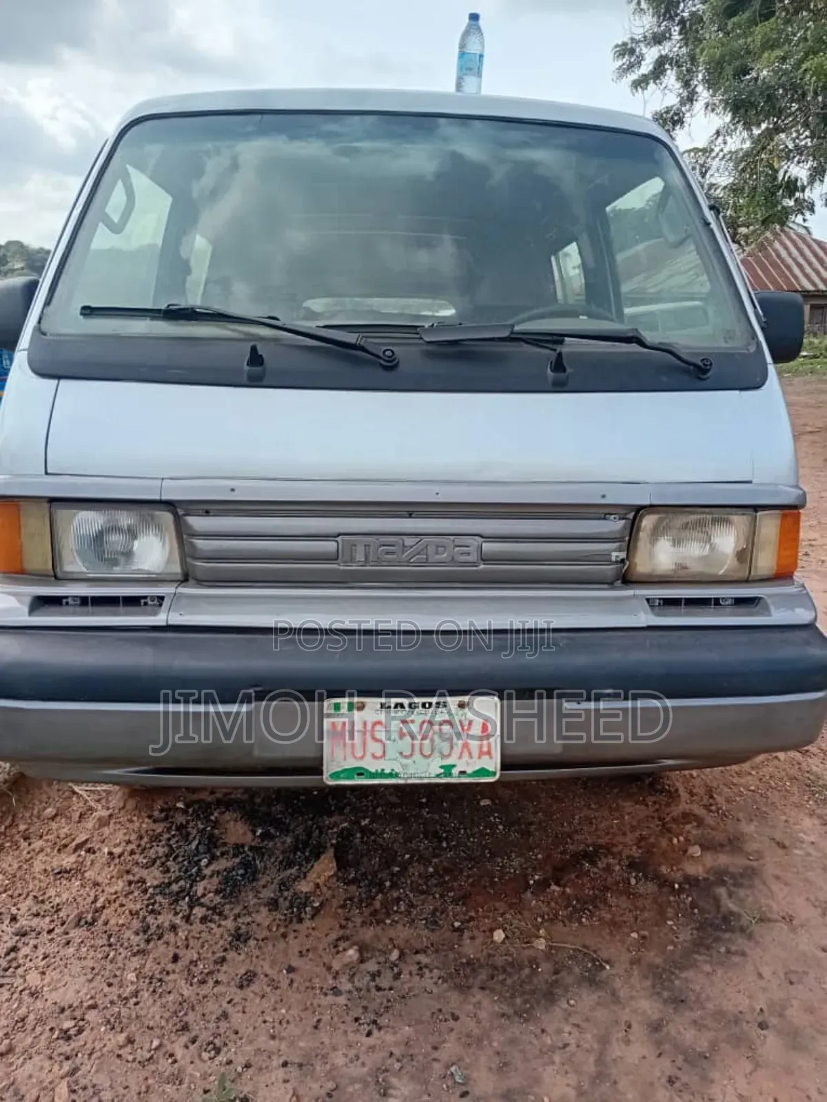 Mazda E2000 2000