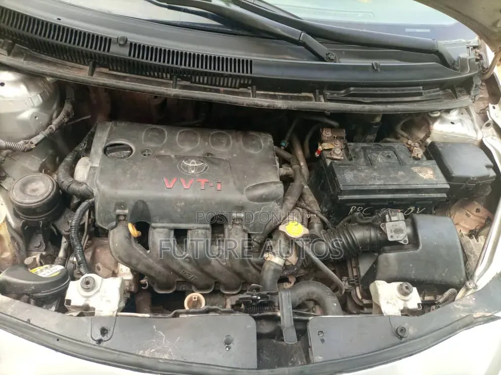 Toyota Yaris 2008 Silver