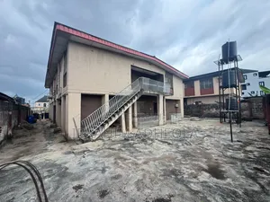 3bdrm Block of Flats in Fagba for sale