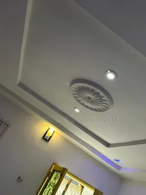 3bdrm Block of Flats in Ikpoba-Okha for sale
