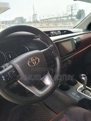 Toyota Hilux Revo Smart Cab Petrol 2.7 RWD 2020 Red