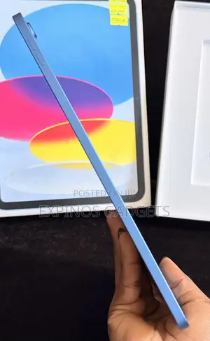 Apple iPad (2025) 128 GB Blue