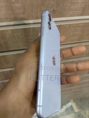 Apple iPhone 11 64 GB Purple