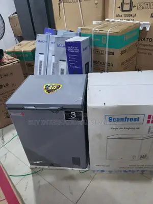SCANFROST Chest Freezer for Home Grocery Organisation