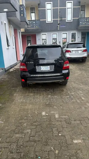 Mercedes-Benz GLK-Class 2011 Black